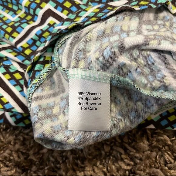 Vera Bradley Rainforest Lounge Short - Picture 7 of 9